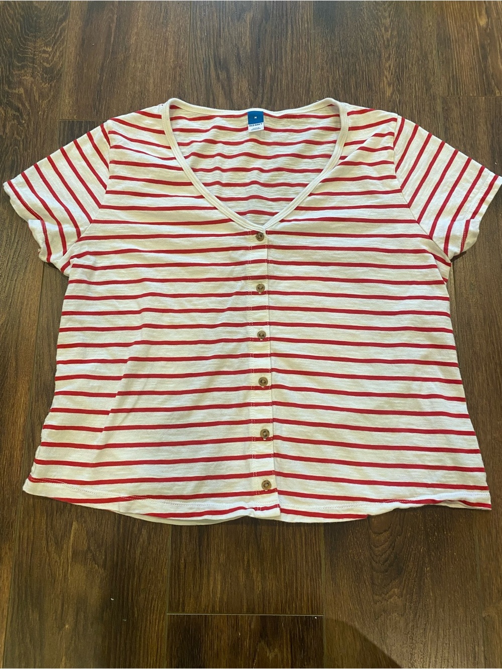 Striped boxy fit tee button front red white cotton size medium